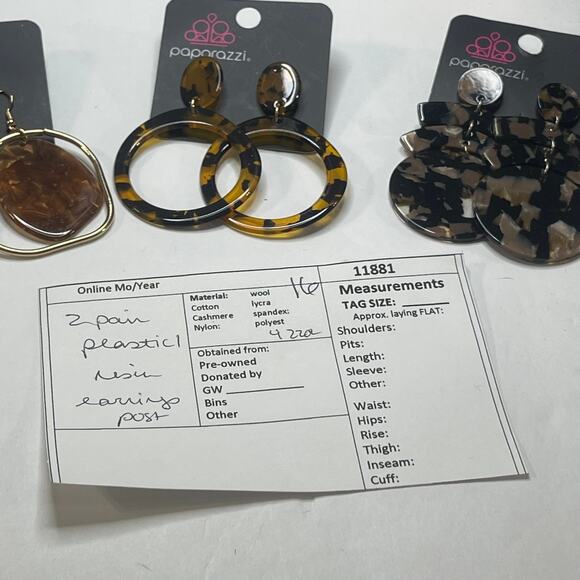 Set of three pairs of earrings tortoise gold tone dangle style boho trendy - Picture 9 of 9